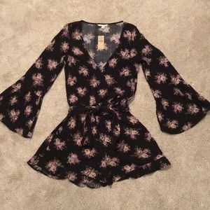 American Eagle Floral Romper